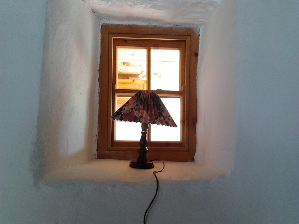 Westland Traditional Cottage Dated 1700'S Ardea Habitación foto